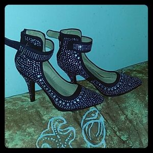 Leuven Alexander black with crystal heels